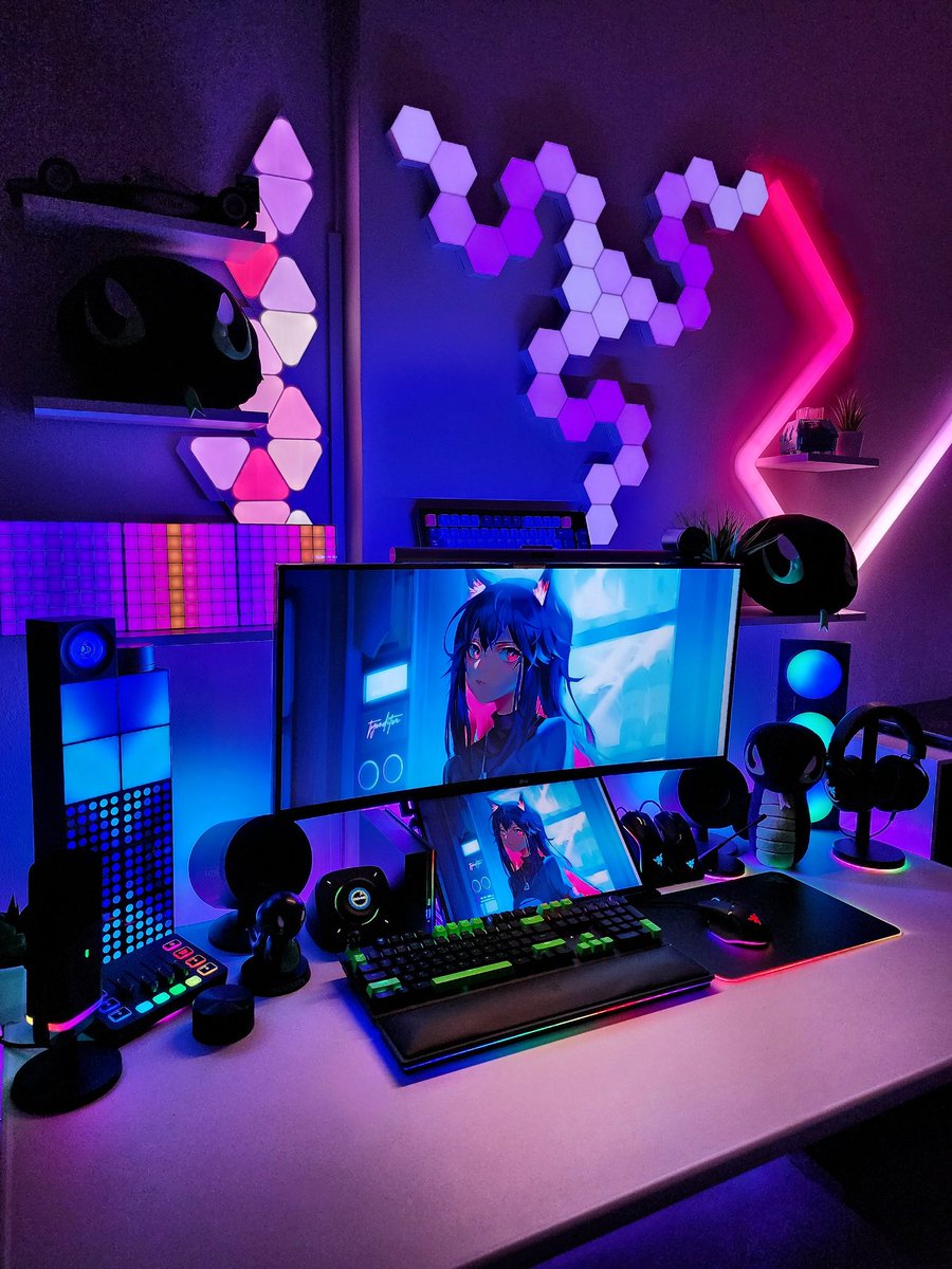 ChromaRepublic's tweet photo. It's Chewsday! Meow from Meowgirl 😼
Just another crazy day at work! 🤮
Working on some updates to my setup room with more RGB 🌈 Stay tuned!
#razer #razerchroma #rgb #razersetup #wallpaper #rtxon #neonvibes #setup #meow #cat https://t.co/OQqweMXddn