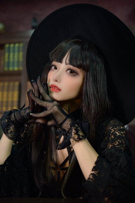 コスプレイヤーしろさきのTwitter画像17