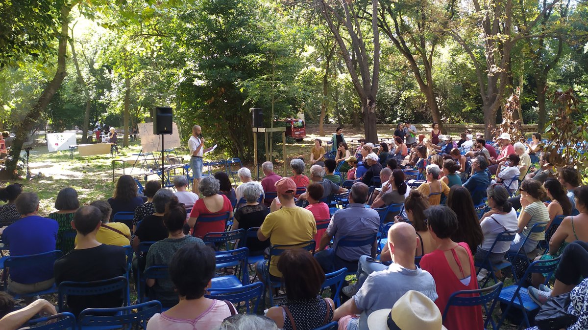 La démocratie alimentaire : on en fait des caisses !
Retour en récit et en image de l'assemblée citoyenne de l’alimentation qui a eu lieu ce samedi 30 septembre à #Montpellier
urlz.fr/nRQi