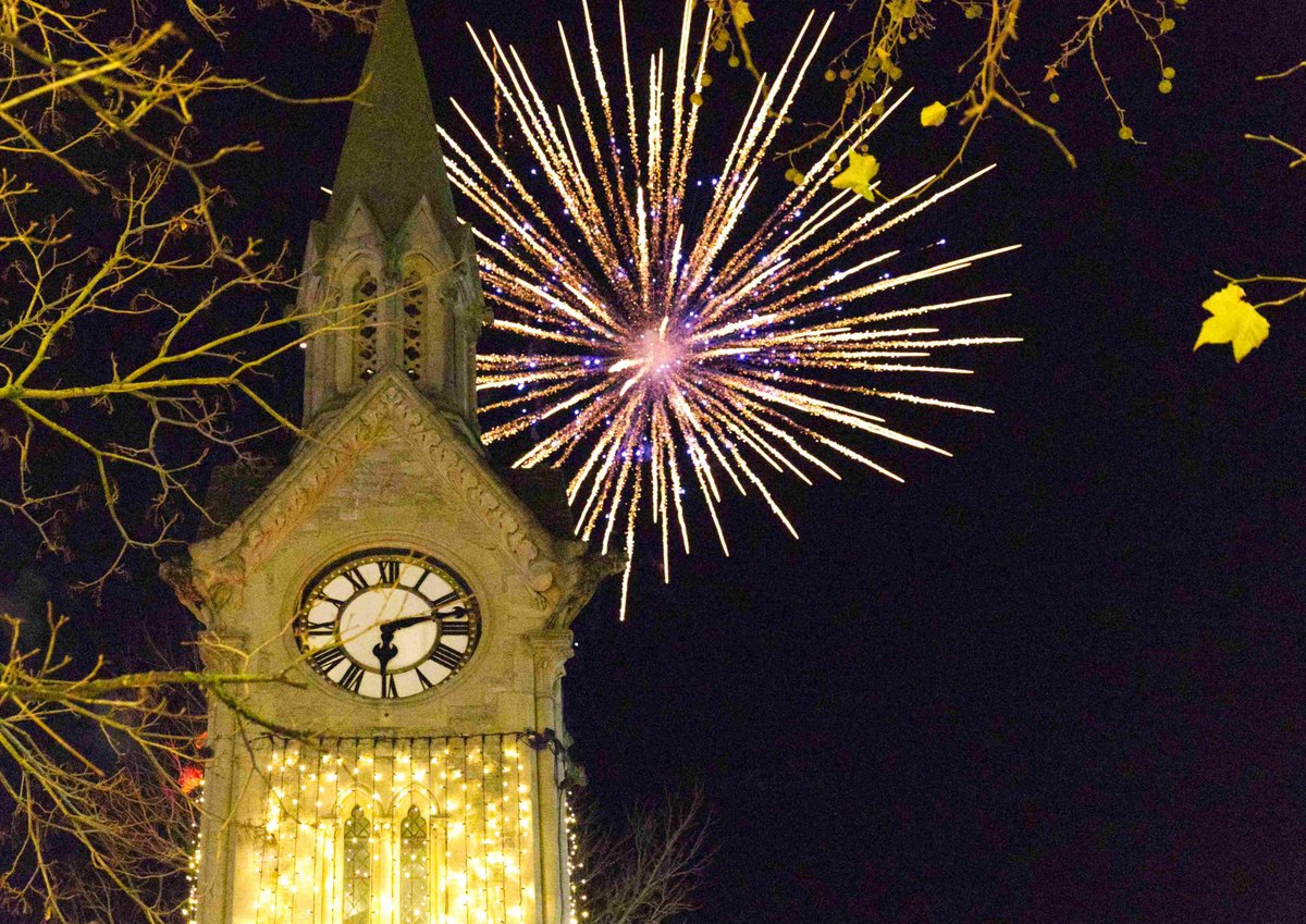 We would like to give residents advanced notice that there will be a short firework display in the Town Centre on Sunday 26 November.

The display will begin at around 6pm and will last approximately 6-7 minutes. This is part of our Christmas on the Cobbles event. 🎇