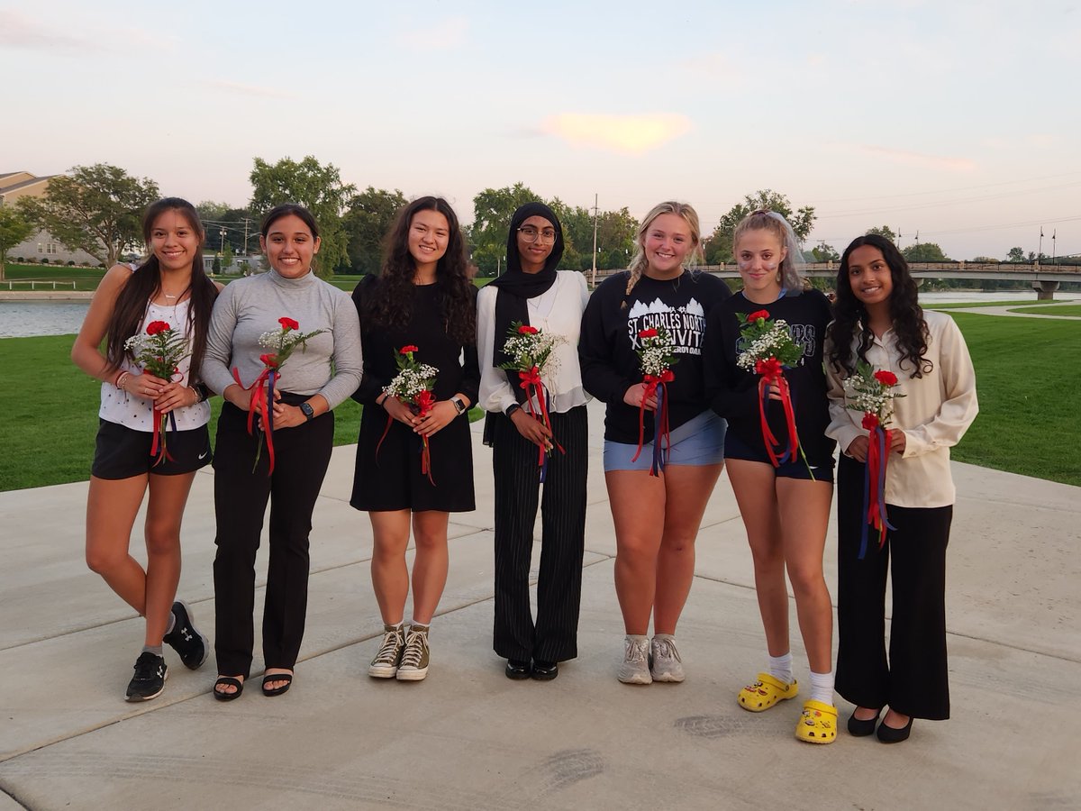 Congrats to our XC Seniors! Thanks for an amazing 4 years and all the memories. Always a part of our SE XC Family.
#seniors2k24 #sexc #girlsxc #seniornight #rollstorm #thisishowweroll
