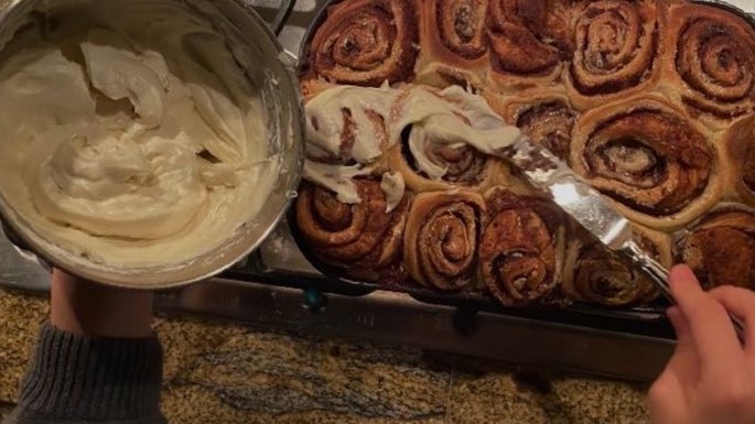 𝘮𝘢𝘭𝘶 tweet media