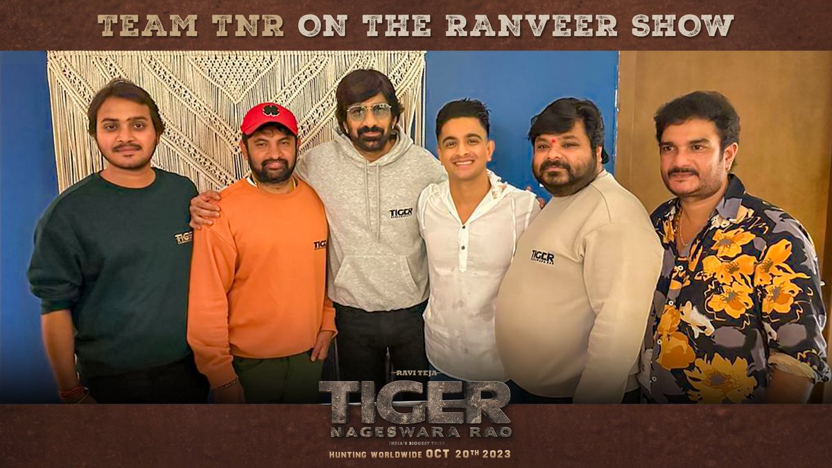 Team #TigerNageswaraRao recorded a very interesting episode of 'The Ranveer Show' with @BeerBicepsGuy ❤️‍🔥 Await for the full episode, out soon 💥 #TNRTrailer out now! - bit.ly/TNRTrailer In cinemas on October 20th 🔥 @RaviTeja_offl @DirVamsee @AnupamPKher @AbhishekOfficl