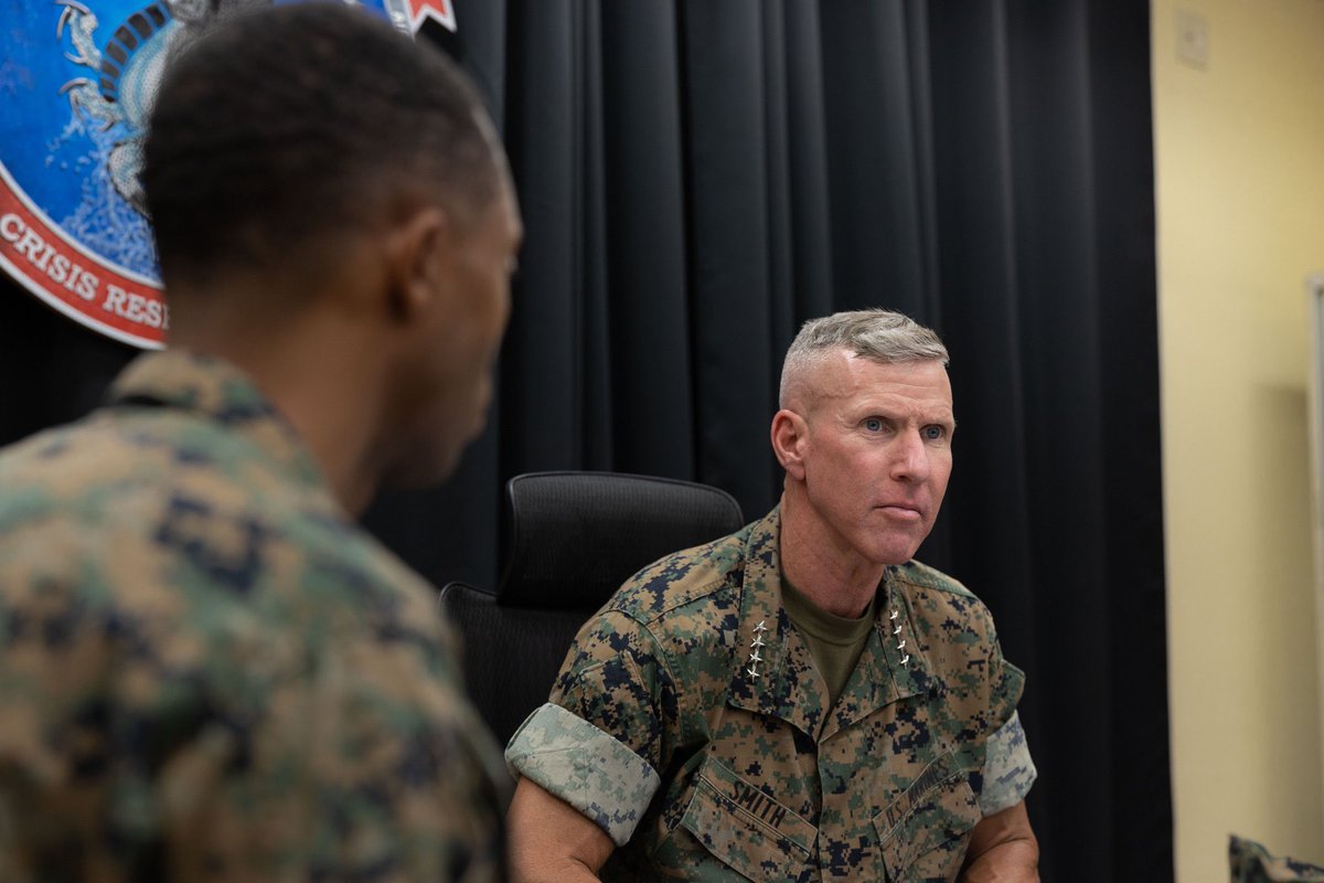 usmc_commandant's tweet image. ACMC visits 31st MEU

@USMC General Eric M. Smith, the Assistant Commandant of the Marine Corps, meets with the Marines of the @31stMEU at Camp Hansen, Okinawa, Japan, Sep. 12.