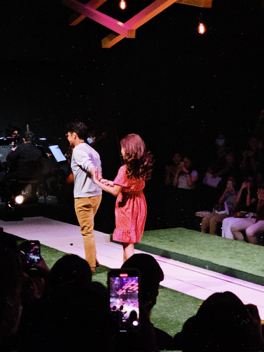 pauloMDtweets's tweet photo. The Last Five Years an exceptional musical experience.

Read the news! All 17 shows are already sold out! Yay!

Congratulations @barefootcollab @patxvalera @johninamillion!

Congratulations @gabpangilinan @DJMYKEsalomon @topperwhere!

Worth it ang 90 minute show!
#L5Y2023 #TLFY https://t.co/cx54ngoRjA
