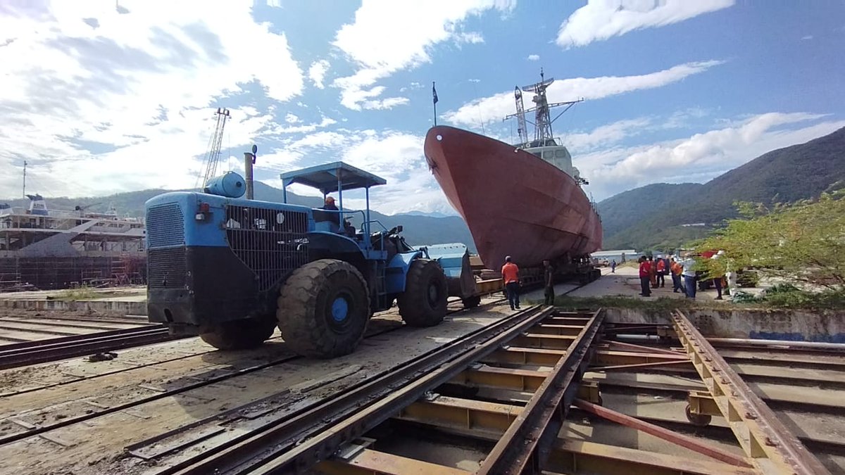 Dirección de Mantenimiento y Construcción tweet media