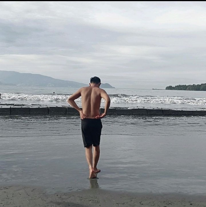 JapraxAmber's tweet photo. Emang boleh sepantai ini... https://t.co/8JtvKjHlpn