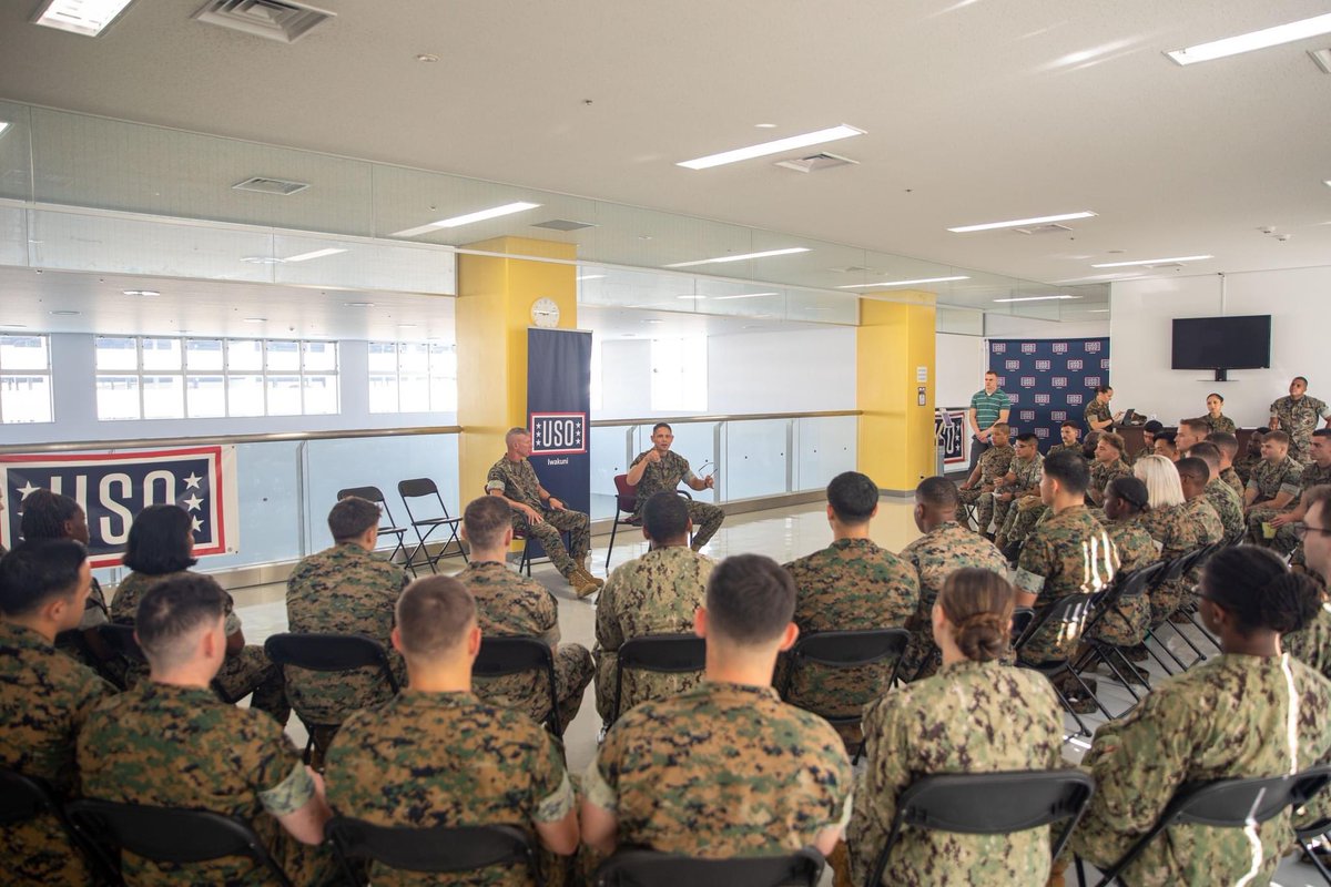 usmc_commandant's tweet image. Yesterday the Assistant Commandant of the Marine Corps, General Eric Smith, and the Sergeant Major of the Marine Corps, SgtMaj. Carlos Ruiz, visited MCAS Iwakuni. During their time on station, General Smith and SgtMaj.