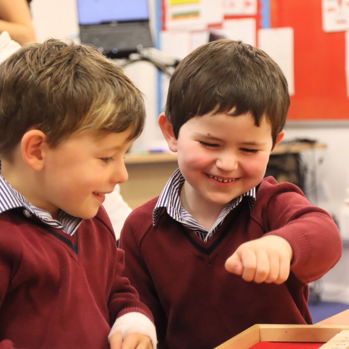 Beacon_School's tweet image. 🎨Discover a world of opportunities at our Beacon Clubs!
♟️From #legorobotics & #boardgames to #sports & #yoga, there's something for all our boys to enjoy and explore.
#BeInspired #wraparoundcare #school #clubs #activities #football #hockey #basketball #lego #art #chess #drama