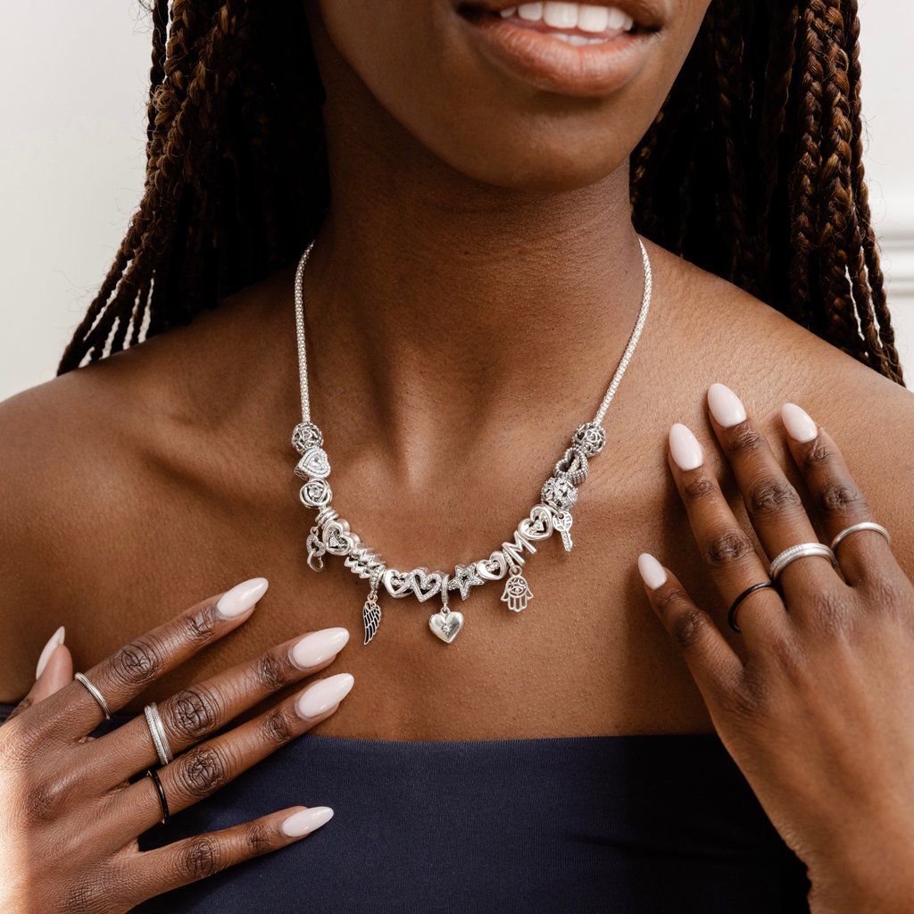 JFosterJewelers's tweet image. Charm necklaces are the new charm bracelets! Load up a necklace with your favorite Pandora charms and keep
your story close to your heart. #Pandora #PandoraStyle #PandoraNecklace #PandoraCharms