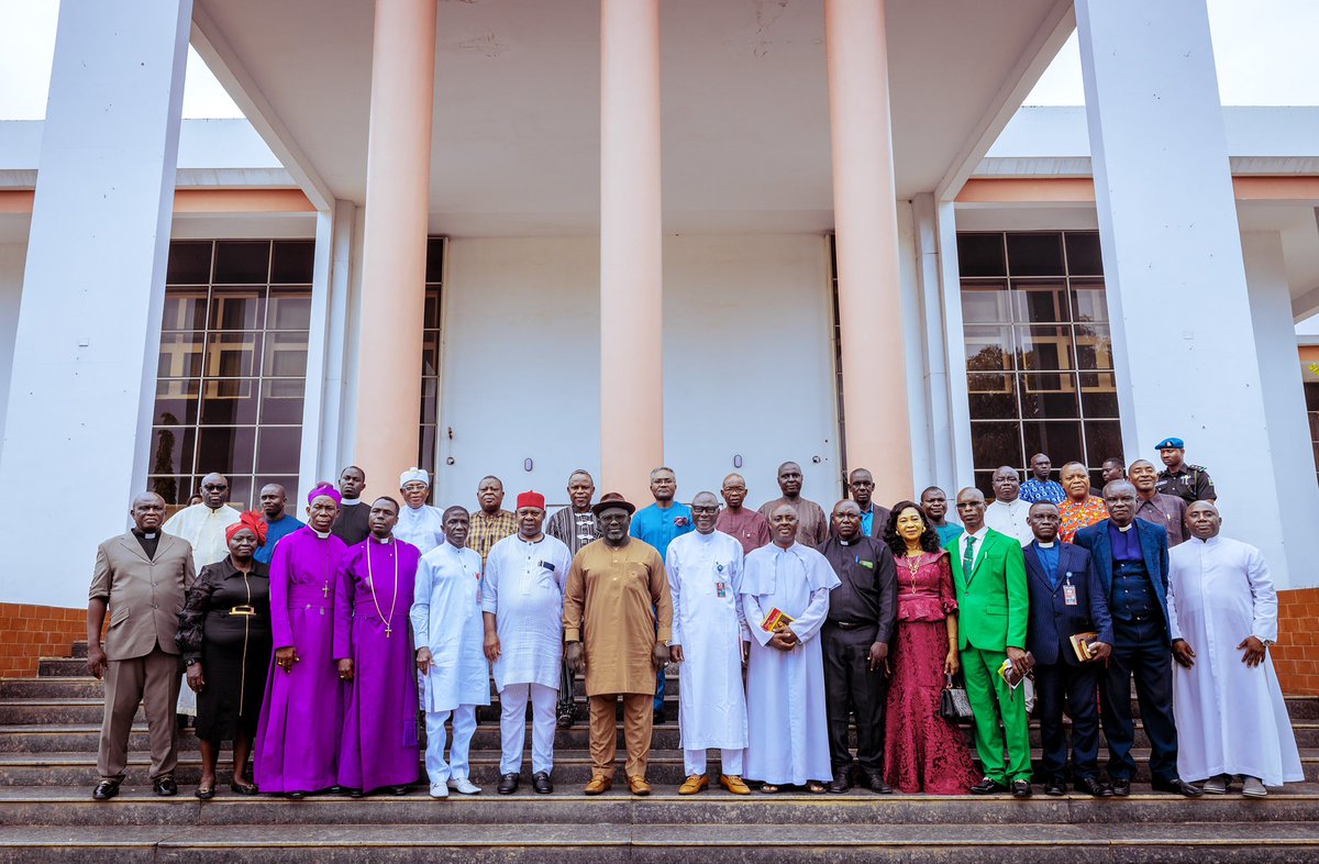 DSGovernment's tweet photo. Delta State Governor, Rt. Hon. Sheriff Oborevwori, Tuesday, lauded religious leaders for their prayers and contributions to the peace and development of the country, saying the prayers of the church has been a stabilising factor in Nigeria. https://t.co/GrvRBHChSG