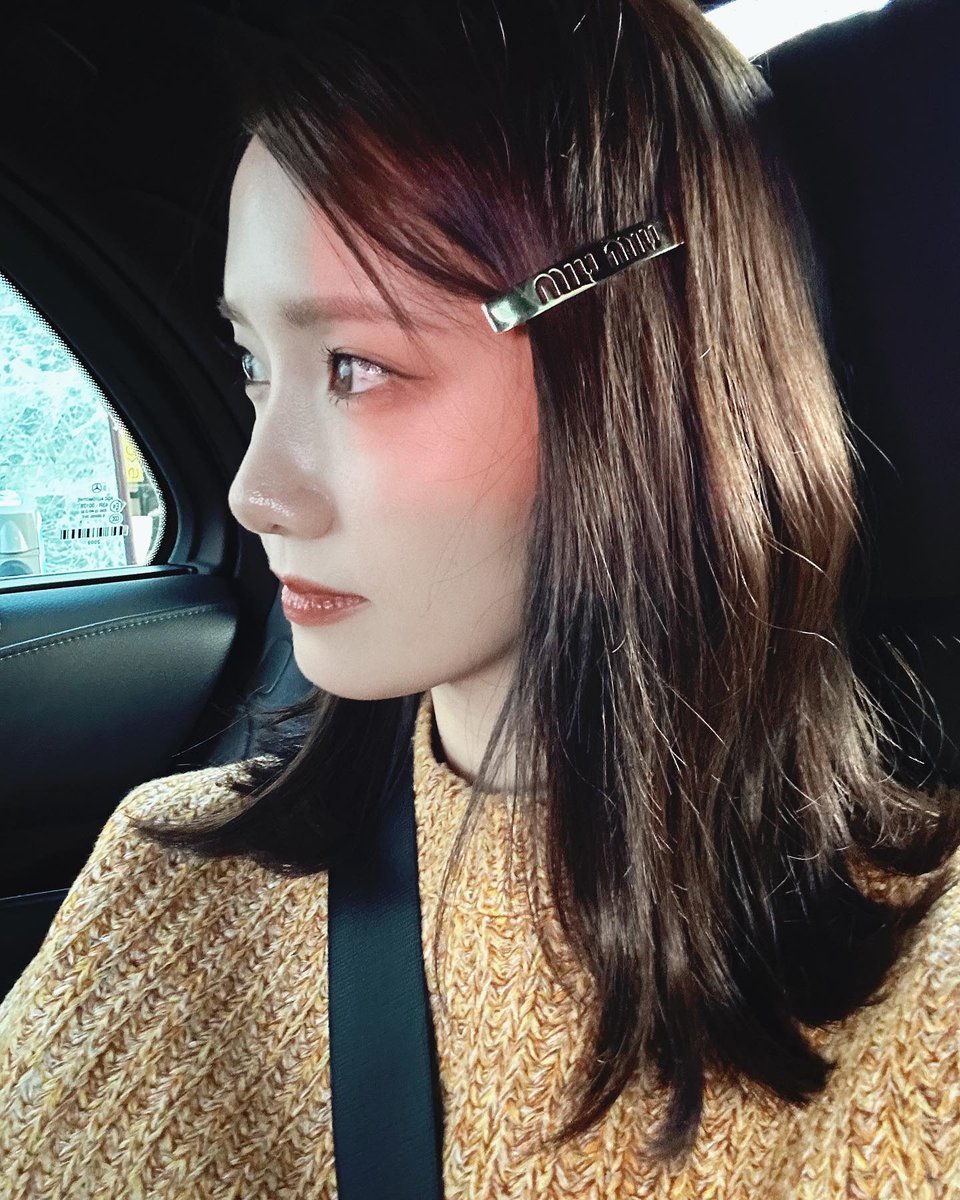 mystarmyangel's tweet photo. [231003-YOONGSTAGRAM CAROUSEL 1/2] Another amazing s/s Fashion Show 😉
in Paris
Breathtaking !

@/MiuMiu #/MiuMiuSS24 #/MiuMiu

YOONA AT MIU MIU PFW23                   
#YOONAxMiuMiu #YOONAxMiuMiuPFW
@MIUMIUofficial #MiuMiuSS24 

#임윤아 #LimYoonA #윤아 #YoonA 

https://t.co/XpiSxAS8ZM