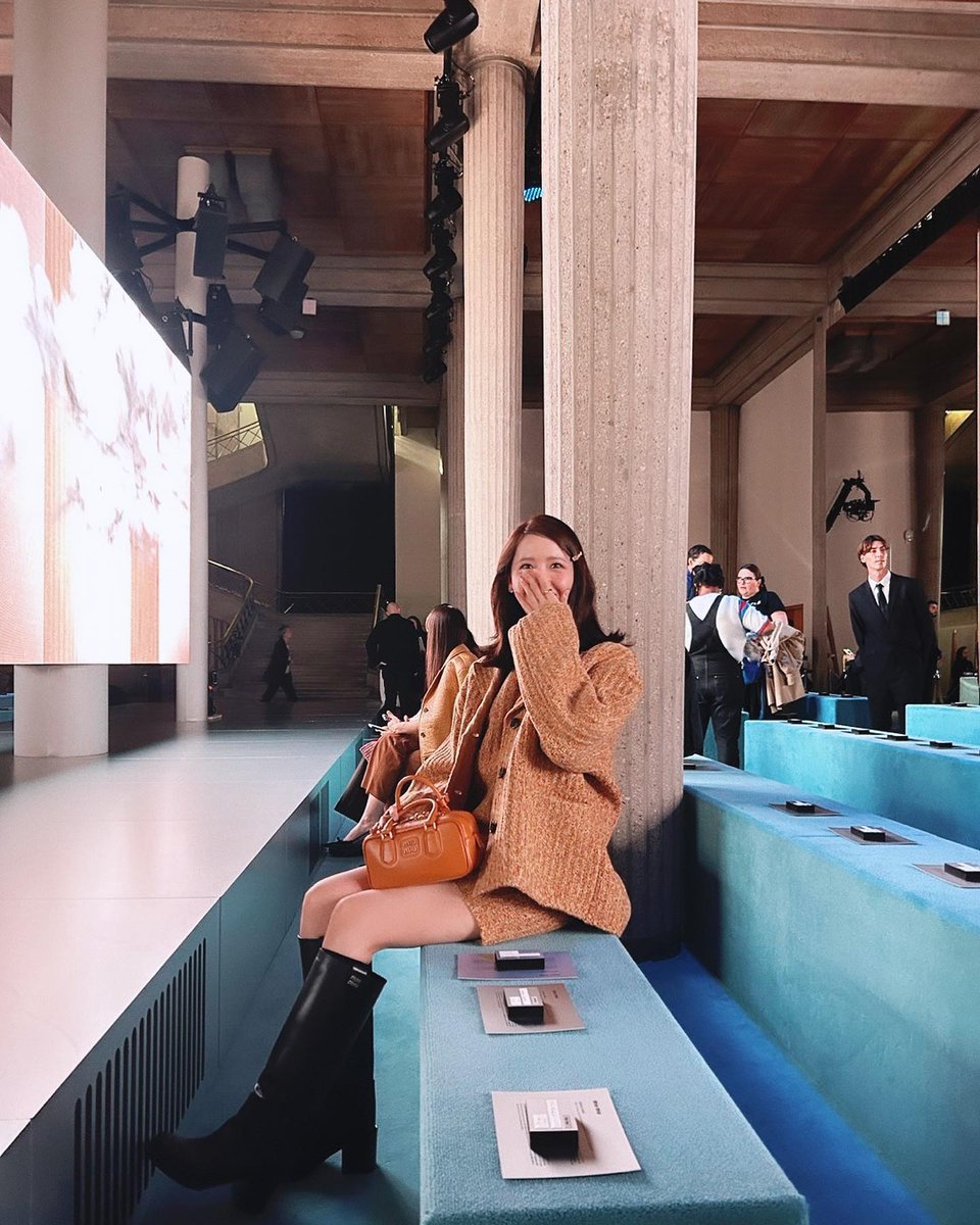 mystarmyangel's tweet photo. [231003-YOONGSTAGRAM CAROUSEL 2/2] Another amazing s/s Fashion Show 😉
in Paris 
Breathtaking !  

@/MiuMiu #/MiuMiuSS24 #/MiuMiu  

YOONA AT MIU MIU PFW23                    #YOONAxMiuMiu #YOONAxMiuMiuPFW
@MIUMIUofficial #MiuMiuSS24 

#임윤아 #LimYoonA #윤아 #YoonA 

https://t.co/rgrFt0fdjj