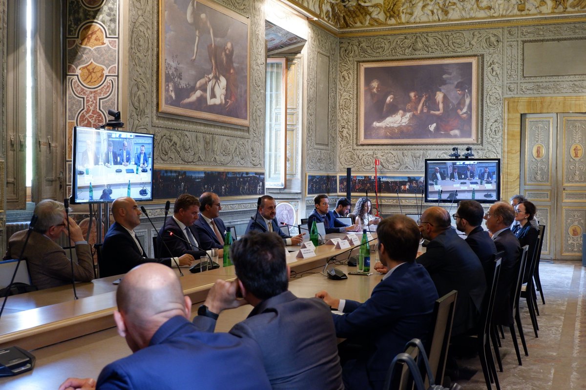 Open Gate Italia (@opengateitalia) on Twitter photo “La sicurezza delle reti di comunicazione elettronica europee: garanzia di democrazia“, organizzato dal <a href="/centrostudiusa/">CentroStudiAmericani</a> con <a href="/Farefuturo1/">Fondazione Farefuturo</a>.
🌐Una questione cruciale nelle agende nazionali e dell’UE: la sicurezza delle reti di comunicazione elettronica.
👇
lnkd.in/dFjTMQhD “La sicurezza delle reti di comunicazione elettronica europee: garanzia di democrazia“, organizzato dal <a href="/centrostudiusa/">CentroStudiAmericani</a> con <a href="/Farefuturo1/">Fondazione Farefuturo</a>.
🌐Una questione cruciale nelle agende nazionali e dell’UE: la sicurezza delle reti di comunicazione elettronica.
👇
lnkd.in/dFjTMQhD