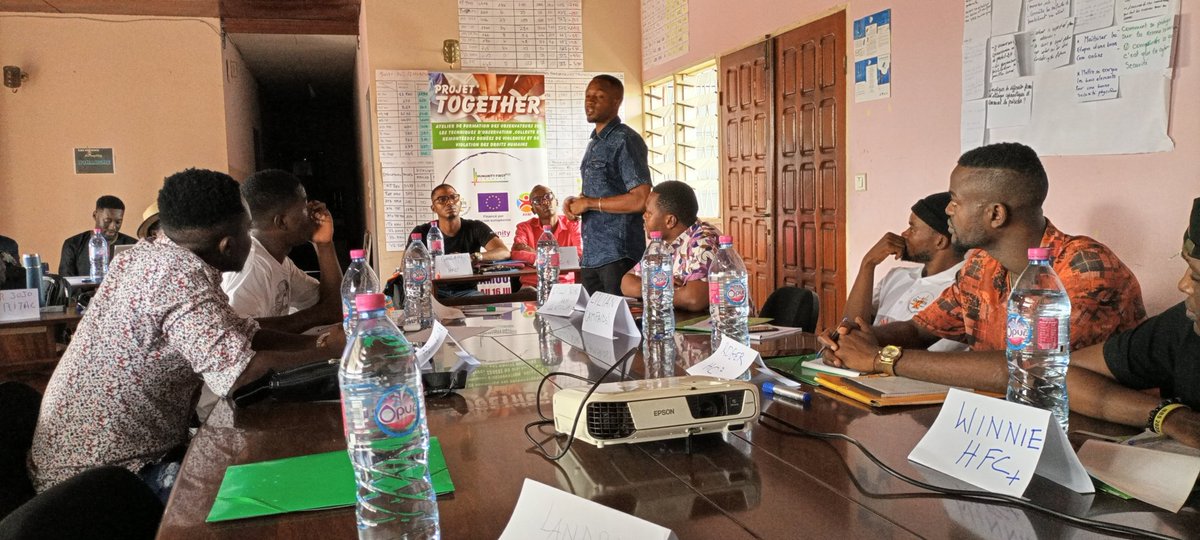 DavilaNdongo's tweet photo. RENFORCER LA PRÉVENTION CONTRE LES VBG

Du 27 au 29 septembre 2023, #HFC+ dans le cadre du projet PrOTect-DH financé par le
FCIL a abrité l'atelier de capacitation des membres de la plateforme UNITY sur le cybersécurité et le cybersensibilisation  via les réseaux sociaux. https://t.co/J6mfWyrSKh