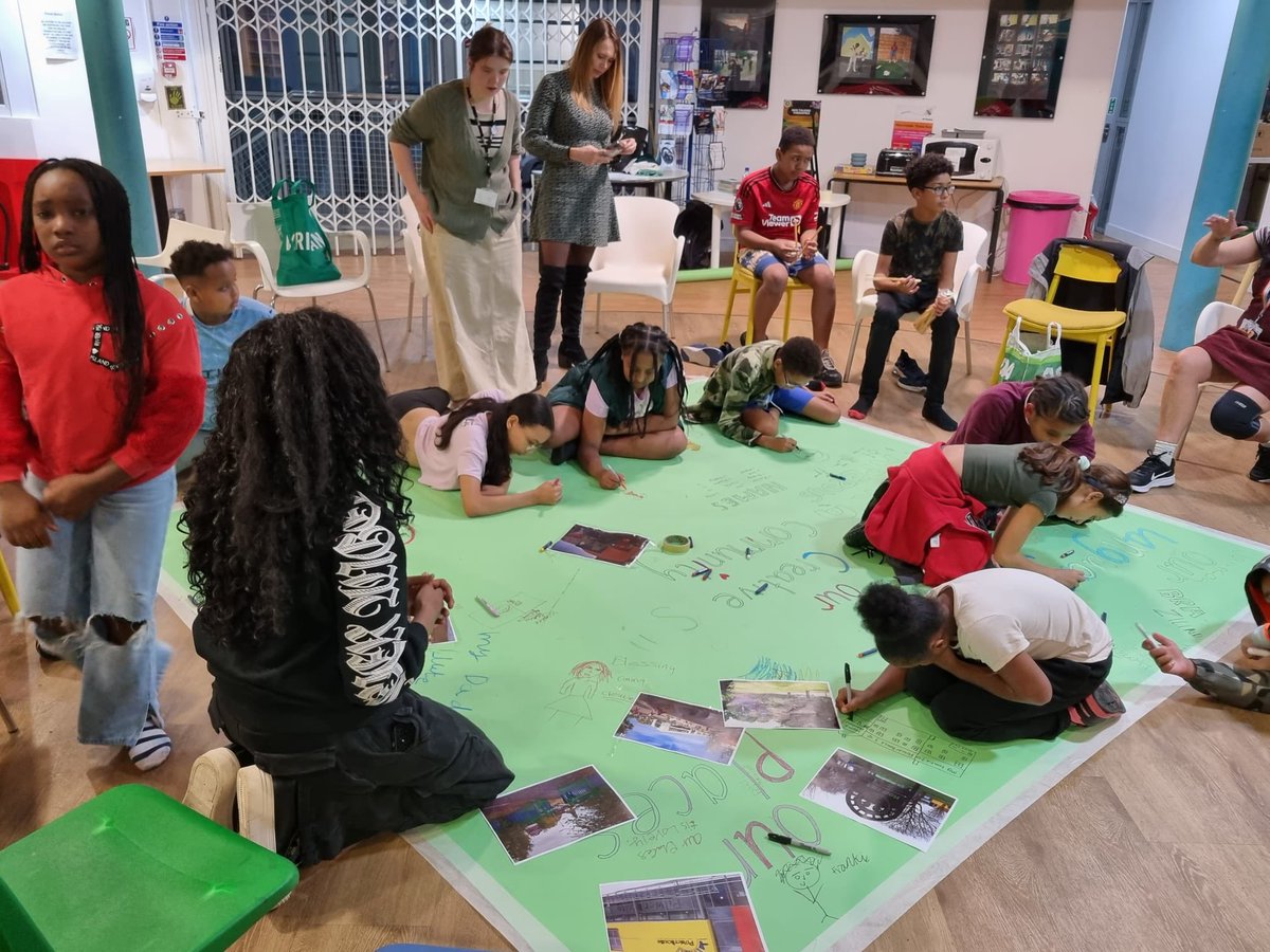 msmpowerhouse's tweet image. What a marvellous time we had at our #juniorsession and a HUGE thank you to @HOME_mcr and @SaleSharksRugby for supporting us ❤️#fundaymonday #sports #drama #funfunfun 🥳