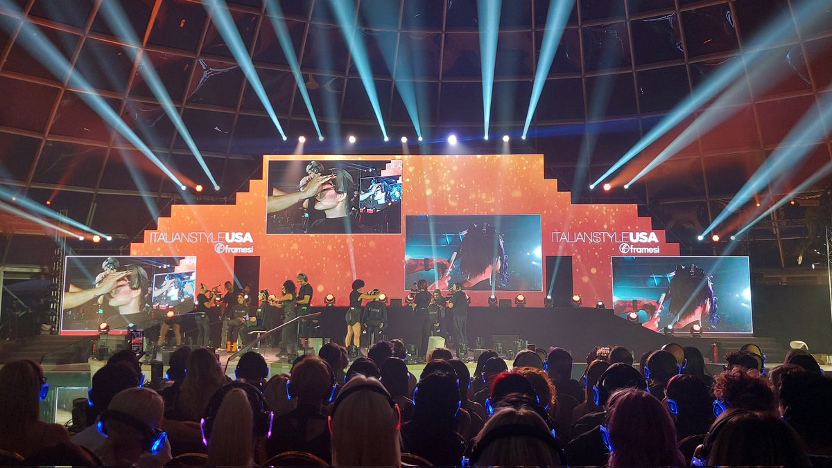 AmparoTuranzas's tweet image. Llegó el momento. 35 países. Más de 1.200 participantes. Y una sola pasión: la #peluquería con @framesies en el #IFramesiinternationalcongress2023 gracias a @FramesiItaly 
#PeluqueriaAsturias #hairstyle #estilismo #moda