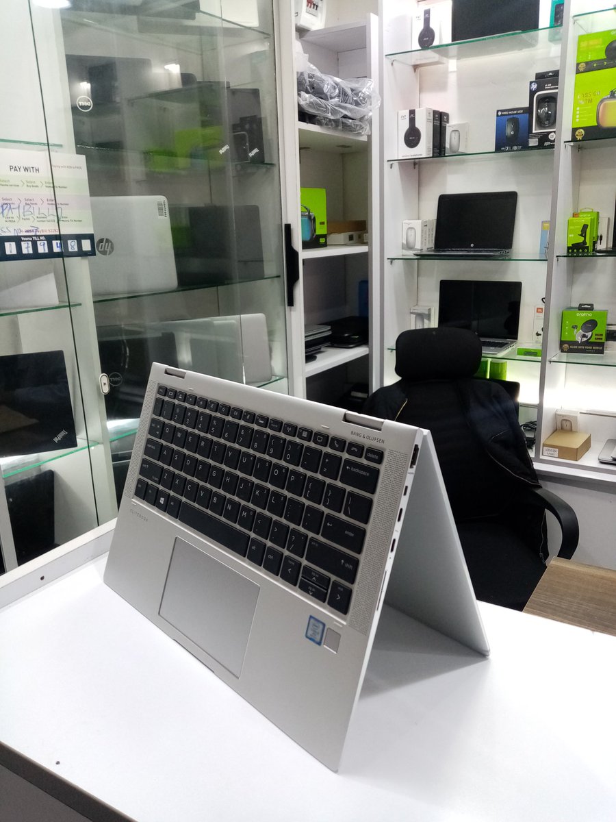 MiatoTechnolog's tweet image. HP ELITEBOOK 1030 8th gen 
Intel core i7
16GB Ram 512GB SSD
13.3 Inch Display
Windows 11 Pro
6 months warranty

Price 72,000 Kes

CALL WHATSAPP
0701846097

Ntare Akothee #ArrestEzraChiloba #HELB tirries Tuesday pope Francis luo nyanza superstars uhuru Haiti olesapit #ripclinton