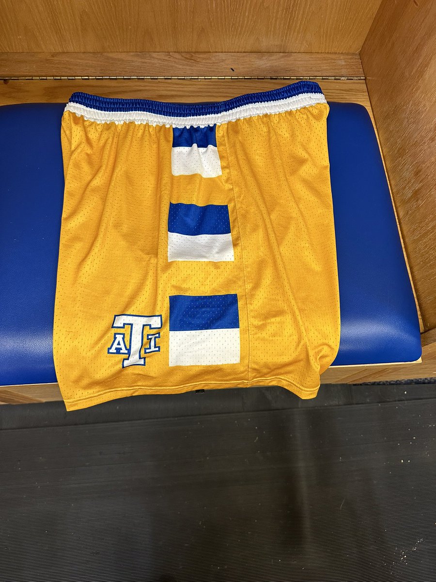 Javelina Fans!!

Contact Coach Madrid if you are interested in these throwback jerseys and shorts. 

Jersey/Short Combo $125
Jersey Only $100
Shorts Only $25

Michael.madrid@tamuk.edu