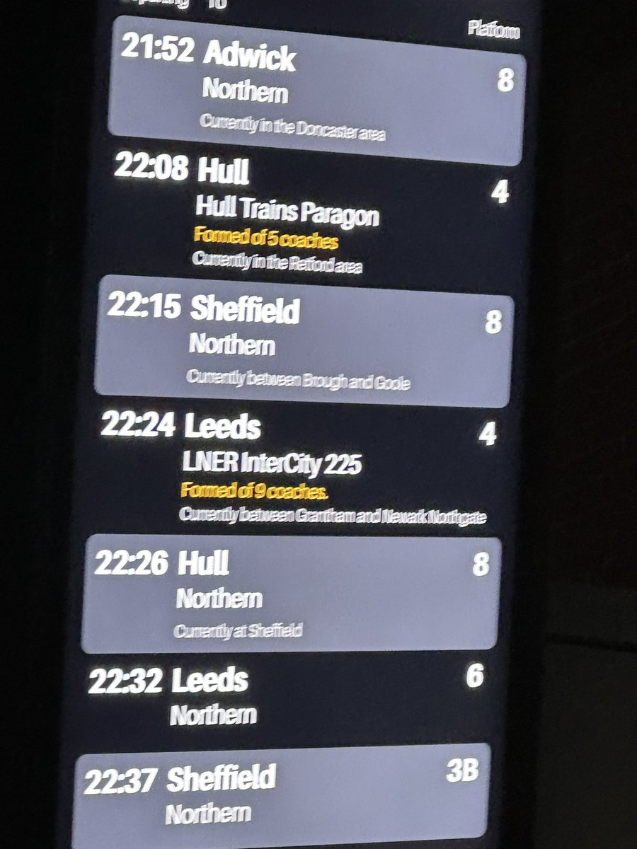 danielspwright's tweet photo. @northernassist who is in charge of station information screens? Your website says 2154 platform 0 and at 2153 a station announcer tells us it’s platform 8. Me and 20 people running with 1 minutes notice form Doncaster’s furthest 2 platforms. People struggling. Not fair northern! https://t.co/sOtoIchyFK