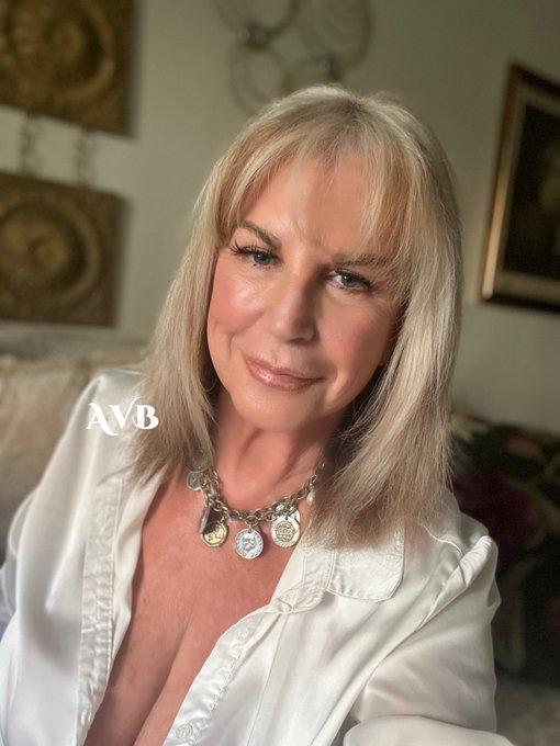 The smoke from the Canadian wildfires is all the way down here in Florida.   Warnings to stay inside<a href="/tag/sexyhalloween"class="tags"><span>#sexyhalloween</span></a><a href="/tag/tampagilf"class="tags"><span>#tampagilf</span></a><a href="/tag/worldequestriancen"class="tags"><span>#worldequestriancen</span></a>