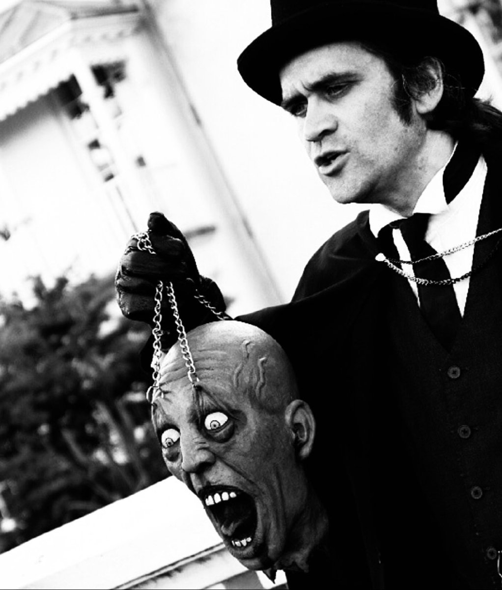 Brighton_Jasper's tweet photo. I’ll be your guide on the Ghost Walk of the Lanes this Halloween season - Friday 26th | Sat 27th | Tue 31st Oct 7.30pm. No need to book, just turn up outside the Druids Head 🎃🎃🎃

https://t.co/4WX2YVqelR https://t.co/y3EB9XgqOK