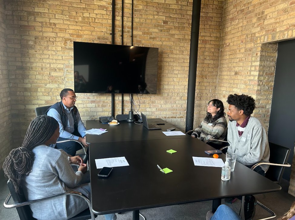 CollPossibleCHI's tweet photo. Last week, we welcomed our College Possible Chicago Auxiliary Board to our office to lead a professional development session for our @AmeriCorps members. Huge thank you to our Auxiliary Board members for lending their time and expertise! https://t.co/jjK9rXTwpC