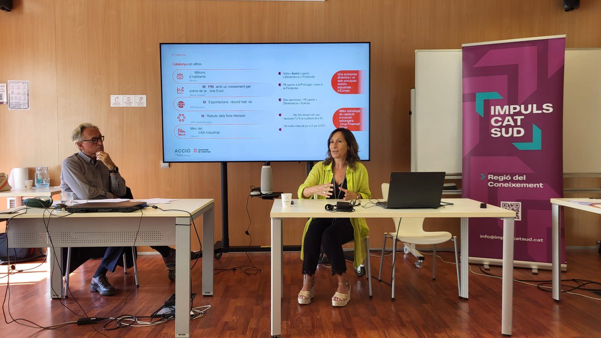 Presentant ens programes i serveis d’<a href="/accio_cat/">ACCIÓ</a> a l’assemblea de l’associació <a href="/impulscatsud/">ImpulsCatSud</a>