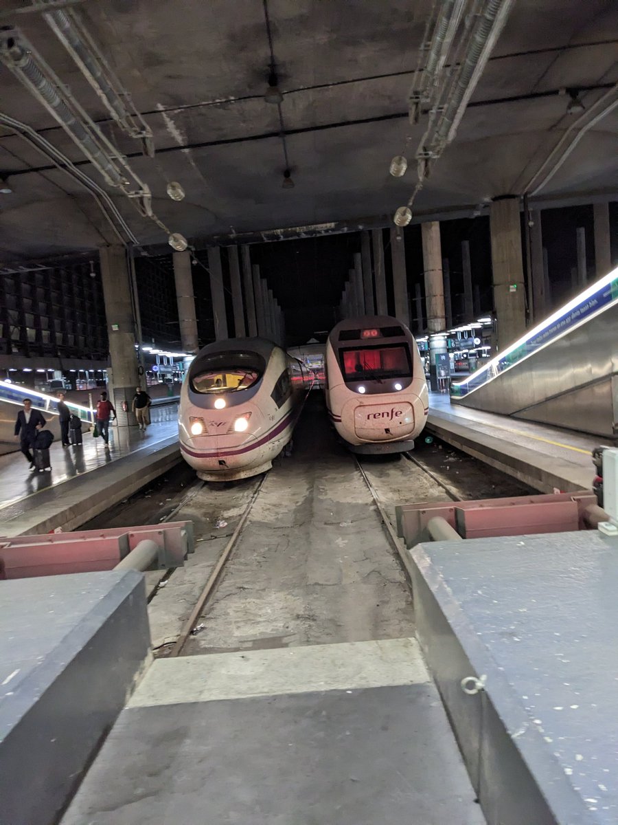 Adriaan Boot tweet media