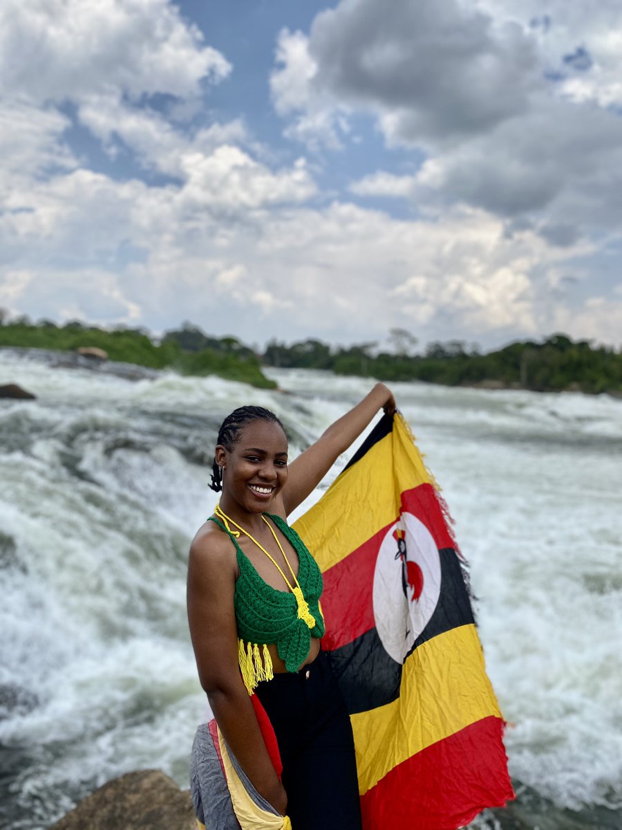 October children gather here🥳celebrating October babies #queensandkings🎂🥰😊 #October  Otherwise a reminder that tourism is therapy😊 lets explore Uganda and promote #localtourism @misstourismUga @MTWAUganda @TourismBoardUg #greeningtourism