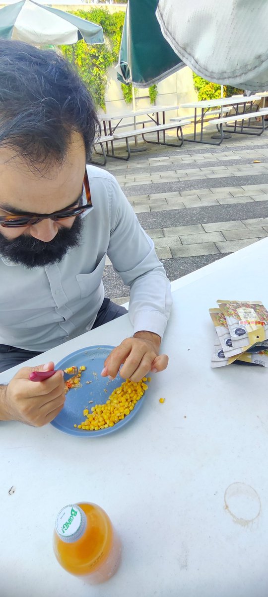 Dice mi compa <a href="/betobarrons/">Barrons</a> que si se podrá poquito más 🐟 y poquito menos 🌽🌽 <a href="/atundolores/">Atún Dolores</a>  jajaja