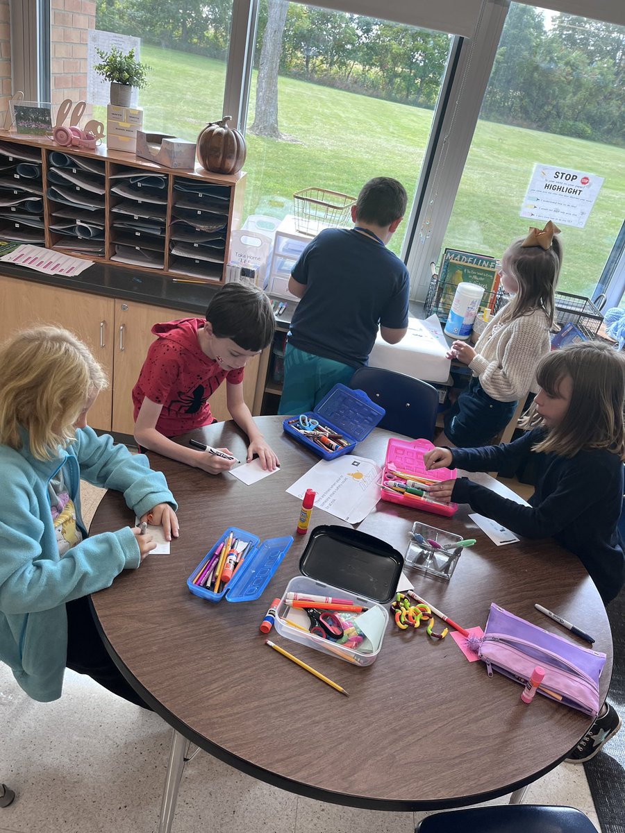 chardenbrook3rd's tweet photo. Working on Digital Citizenship with this years 3rd grade! We learned through @CommonSenseEd about media balance and times it is important to be device free. We discussed times involving safety, concentration, respect, and sleep. Classes made PSA posters to hang around the school https://t.co/KTFV9aQ9fi