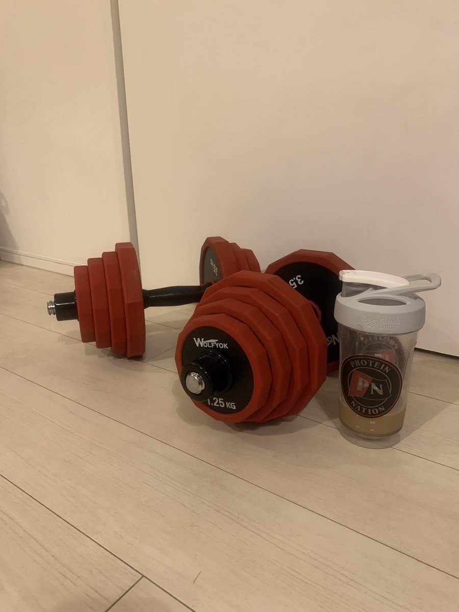 _ProteinNation's tweet photo. #morningworkout
#宅トレ
Let’s gooo Nation💪🏻
#PerformanceProtein
#トレーニング前専用プロテイン
#覚醒する
#ビターカフェラテ
https://t.co/FpqDrNOjBR
#GrowTheNation #workout #physique #protein #筋トレ #朝トレ #ボディビル #フ��ジーク #プロテイン https://t.co/airoaYj5MW
