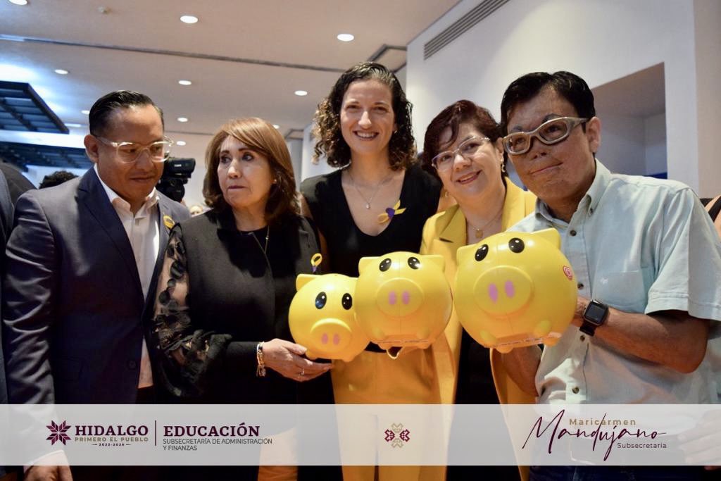 MarycarmenMandC's tweet image. Me uno a la solidaridad de la comunidad educativa en el arranque Estatal de Boteo #Teletón2023 

¡Juntos hacemos más! 
@CRITHidalgo 
.
@natycastrejonv @VoluntaSEPH @SEPHidalgo