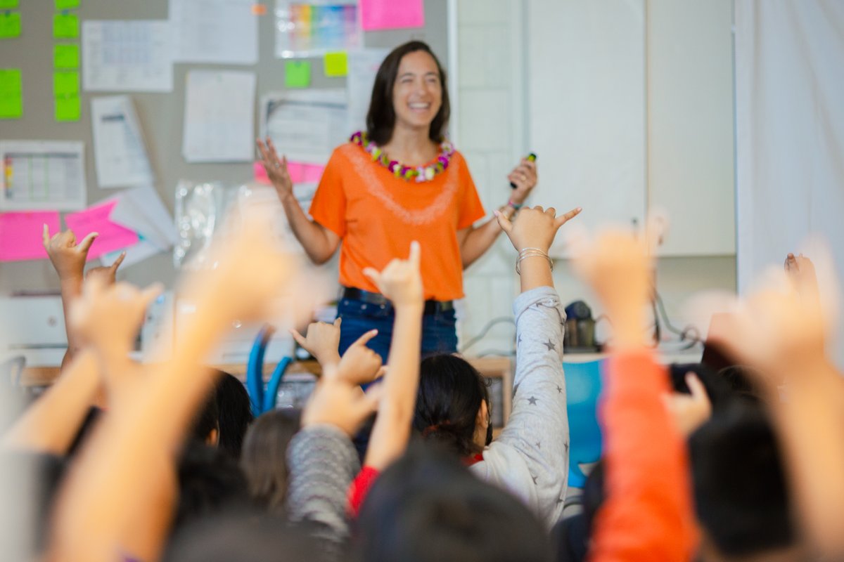 Writers & Artists Across the Country tweet media