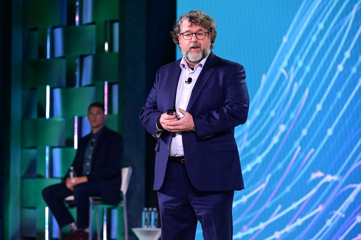 NETSCOUT's tweet photo. Swipe to see some of the unforgettable moments from day one of #MyENGAGE! From powerful keynotes to networking with incredible people, it's been an incredible start. Can't wait to see what the rest of the event has in store for us! https://t.co/O06HRXuzb5