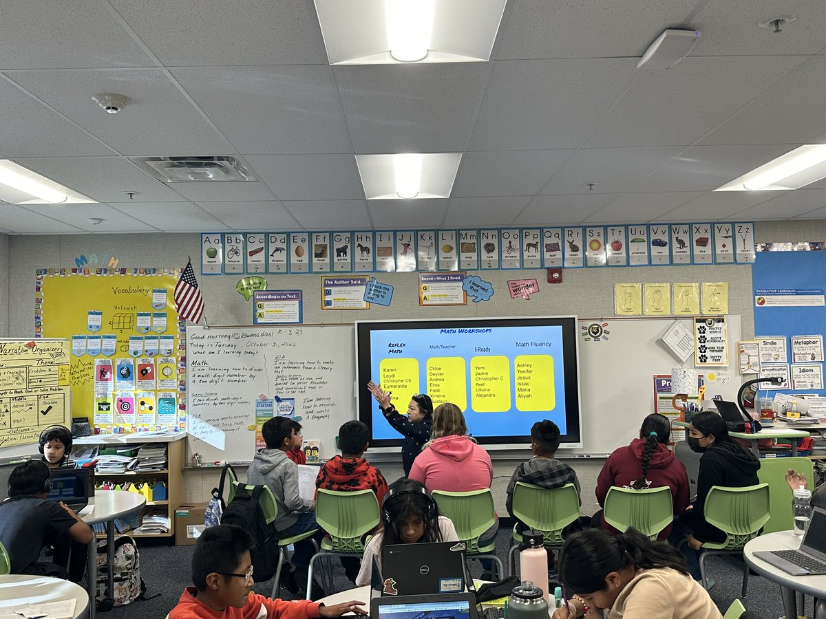 MCAKodiaks's tweet photo. Small group instruction is crucial to student learning. Check out Ms. Gallegos’ 5th graders who are participating in math workshop time. 
💚🐻🔢 
#MTSSmatters #ProudtobeGUSD
@zjgalvan @LCortezGUSD @AracelyZavala19 @ms_pantaleon https://t.co/kCm8vRi8SD