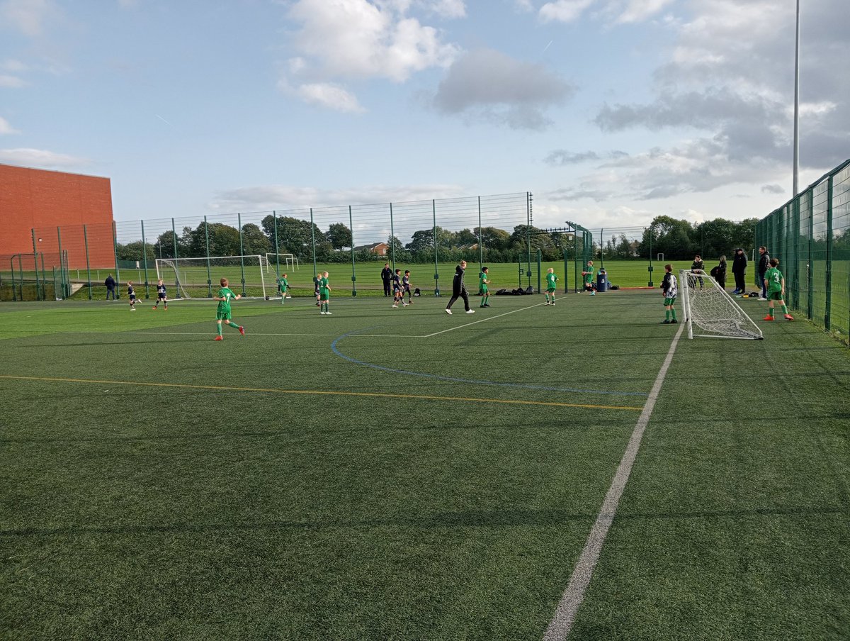 👏👏 to <a href="/MylnhurstSport/">MylnhurstSport</a> and <a href="/StThomasCant/">StThomasofCanterbury</a> U11 football teams, who have qualified for the South Yorkshire small schools <a href="/SchoolsFootball/">English Schools' Football Association</a> comp. Thanks <a href="/springsacademy1/">Springs Academy</a> for hosting and providing the officials 👍👍⚽