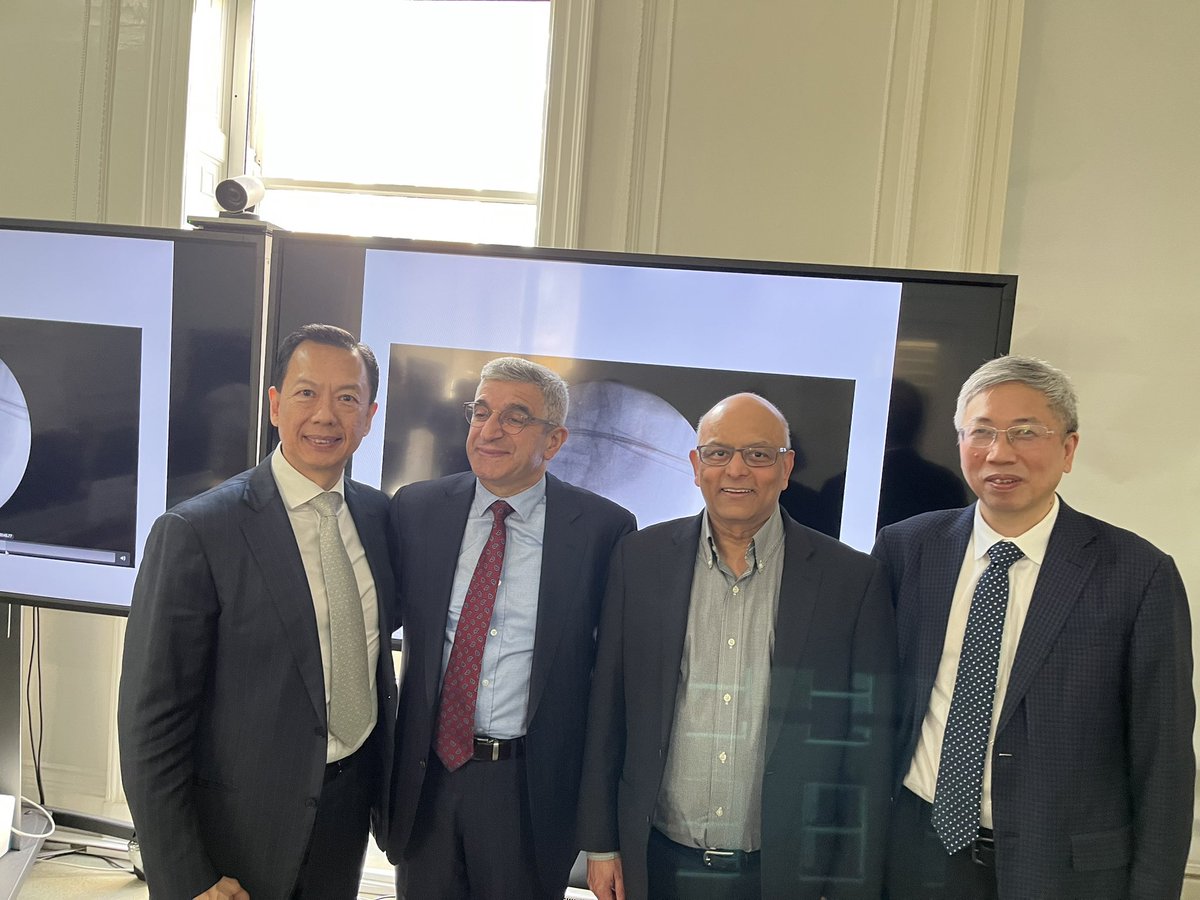 Sri Sriprasad (@sri_uro) on Twitter photo Great beginning to the 12th IAU annual conference. Well attended truly international master class arranged by <a href="/SimonChoong10/">Simon Choong</a> <a href="/drkemalsarica/">Kemal Sarฤฑca</a> <a href="/ShashiKiranPal/">Shashi Kiran Pal</a> Clare Allen, #Zeng Guohua <a href="/RSMUrology/">RSM Urology Section</a> Great beginning to the 12th IAU annual conference. Well attended truly international master class arranged by <a href="/SimonChoong10/">Simon Choong</a> <a href="/drkemalsarica/">Kemal Sarฤฑca</a> <a href="/ShashiKiranPal/">Shashi Kiran Pal</a> Clare Allen, #Zeng Guohua <a href="/RSMUrology/">RSM Urology Section</a>