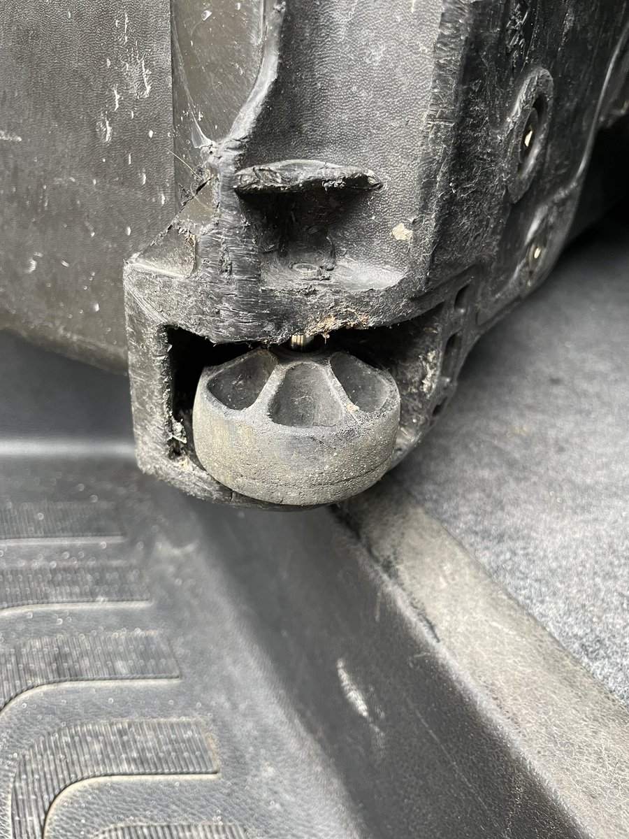 𝙇𝙪𝙠𝙚 𝘾𝙤𝙡𝙡𝙞𝙣𝙨𝙤𝙣 tweet media