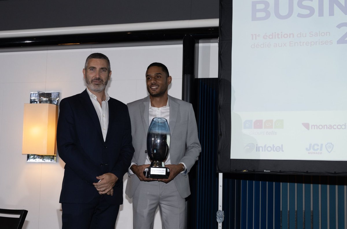 🏆C'est un honneur de présenter les lauréats du 6ème Prix du Numérique ! 

🤝Nous sommes fiers de mettre en avant les projets exceptionnels de MINDUS et SOC, qui incarnent l’innovation et l'excellence dans le domaine numérique. 

#PrixDuNumérique #Innovation #Transition