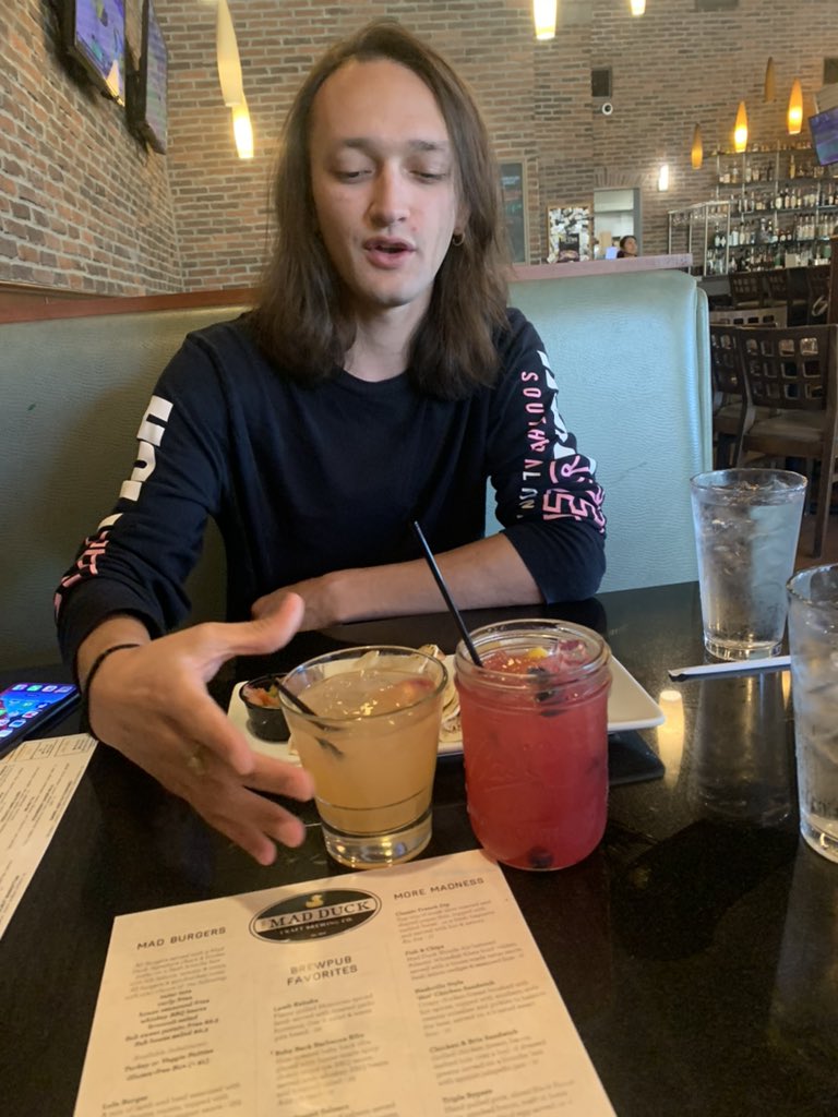 CutieCreations_'s tweet photo. Happy national boyfriend day thank you for being the best yet💕 @deadp0et https://t.co/kIBYw4s9Dm