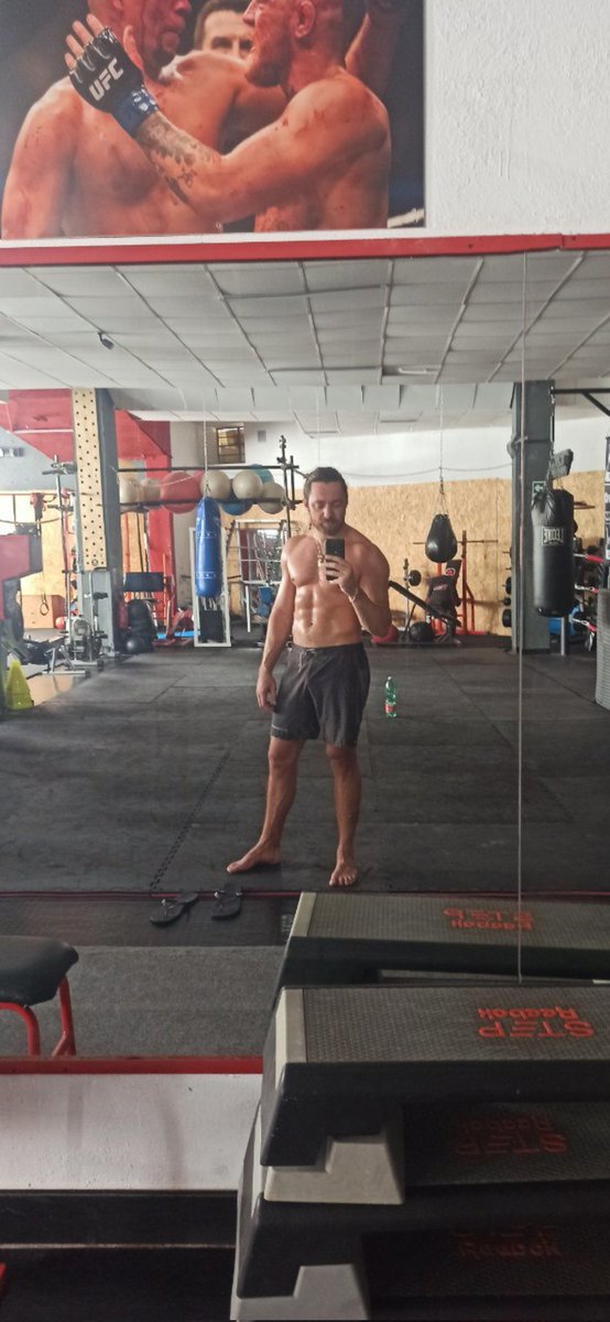 RealMike1988's tweet photo. Moments of fire.
. 
. 
. 
#Gym #GymLife #GoodLife #Man #ItalianBoy #RealLife #GodBless #NoPainNoGain #LetsGo https://t.co/RVWub0jyFG