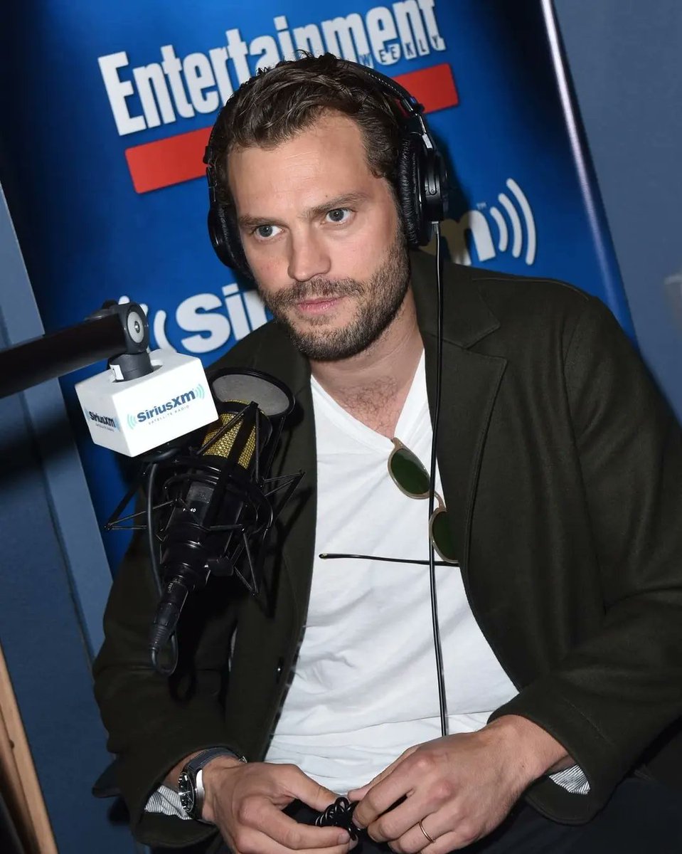 DornanI's tweet photo. Jamie Dornan st Sirius XM Studios in Los Angeles, with 'My Dinner with Hervรฉ' Writer/Director Sacha Gervasi. ๐ป๐ง
October 3, 2018
#JamieDornan #jamiedornaniloveyou #jamiedornaniloveyoufanpage #SachaGervasi #DannyTate #mydinnerwithherve
https://t.co/UcqNSN0RIt https://t.co/W7wLuCkxQX