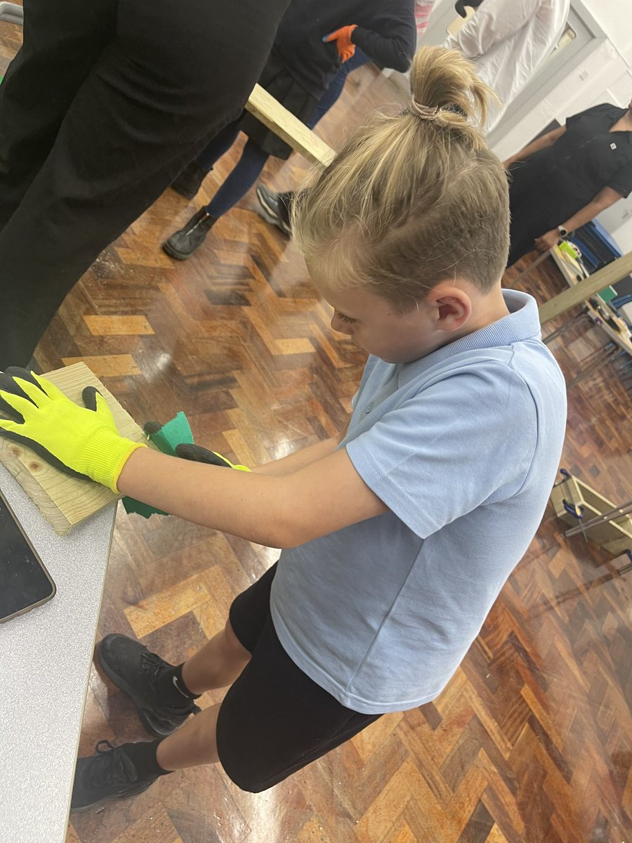 Brook House Junior tweet media