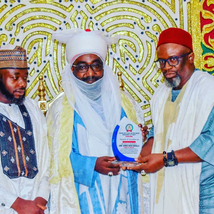 kadchma's tweet photo. ..to the Emir of Zazzau, Amb. Ahmed Nuhu Bamalli, in his palace in Zaria.

According to him, reducing out-of-pocket spending on health will reduce poverty arising from catastrophic and impoverishing health spending.

He stressed that the visit to the Palace is an..(2/5) https://t.co/4S3al5KBC7