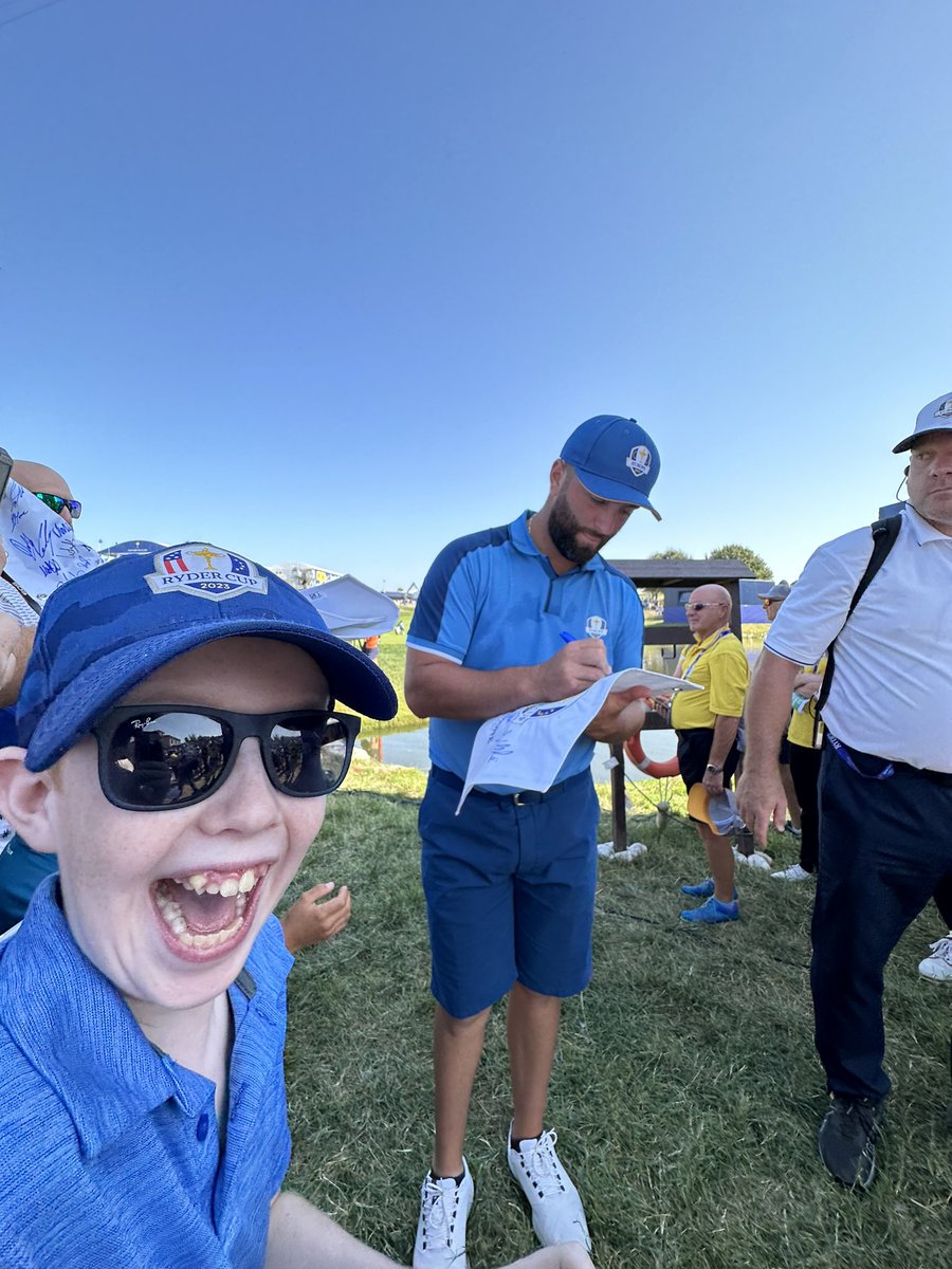 oherlihyian's tweet image. When my son met Jon Rahm and gave this reaction!