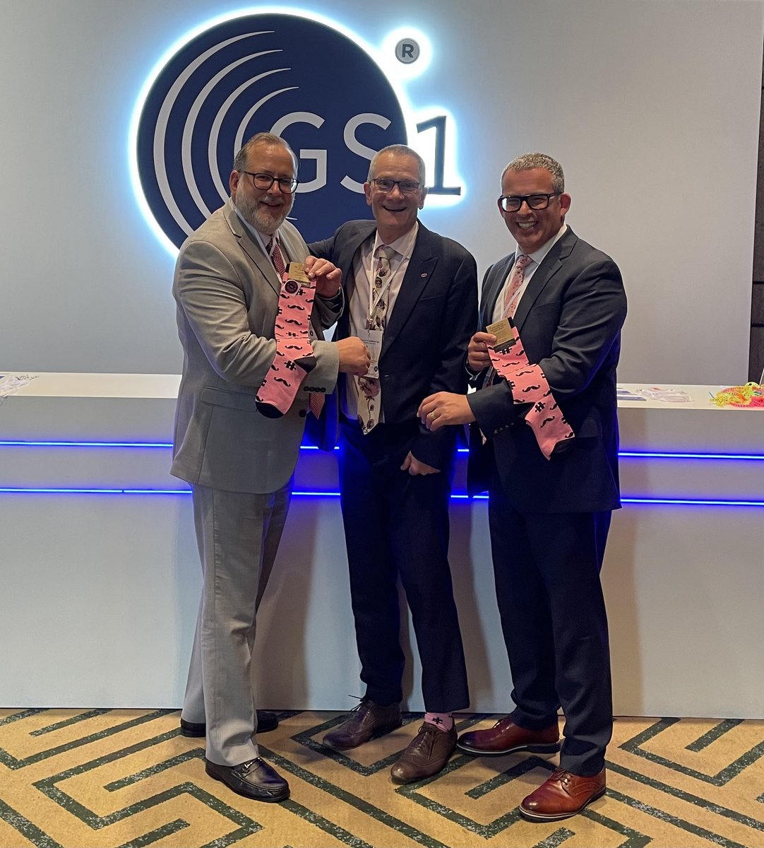 Excited to be at ⁦@GS1Healthcare⁩ conference in #SaoPaolo and joined by two ⁦@gs1uk_hc⁩ Advisory Group members who spoke about their #GS1 adoption and today joined the #pinksocks UK tribe. Welcome ⁦@RaynesAndrew⁩ ⁦@stevieb68⁩ ⁦@nickisnpdx⁩