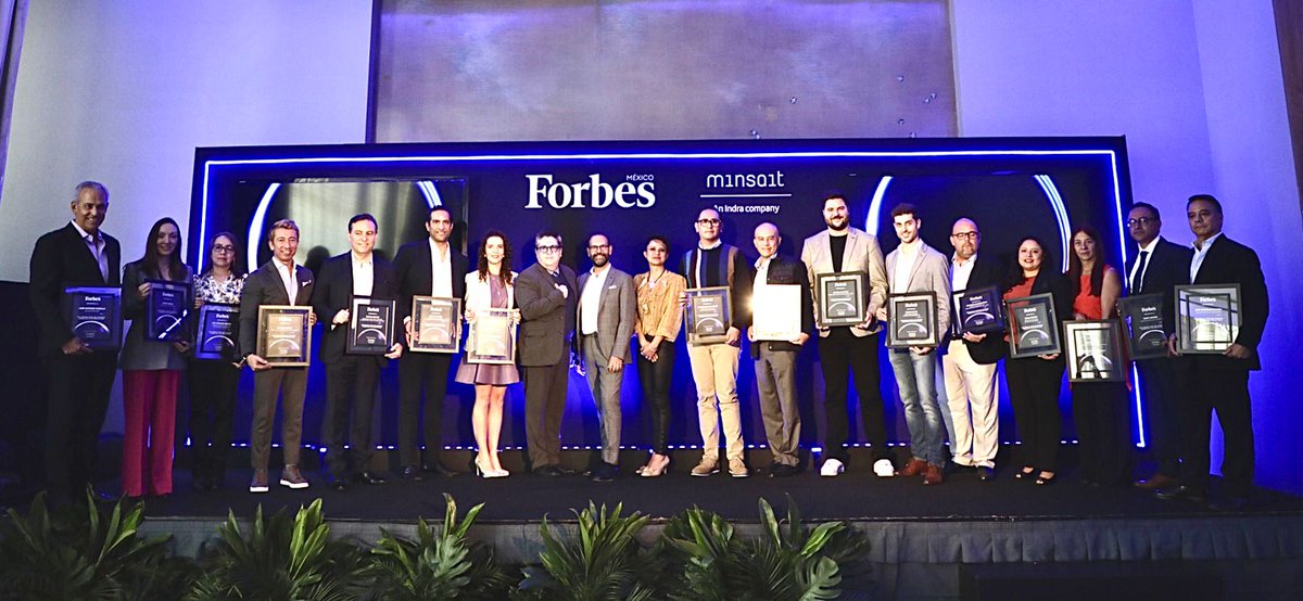 <a href="/CarlosdeIcaza/">Carlos de Icaza</a> <a href="/rnoguez/">Roberto Noguez</a> <a href="/iavzamarron/">Israel Zamarrón</a> #ForbesGathering #20LíderesdelaIA

Entrega de reconocimientos a los Líderes de la Inteligencia Artificial en México 

En colaboración con <a href="/IndraenMexico/">Minsait en Mexico</a>