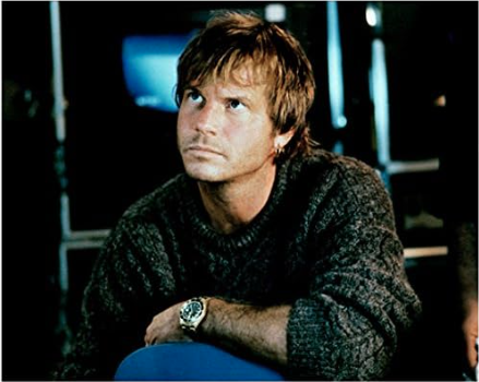 melissasprofile's tweet photo. Bill Paxton's sweater in "Titanic" is pretty chic #fallinspo https://t.co/TKQdedP9lv